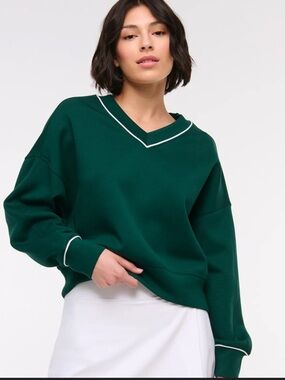 NWT NEW Abercrombie & Fitch YPB neoKNIT V-Neck